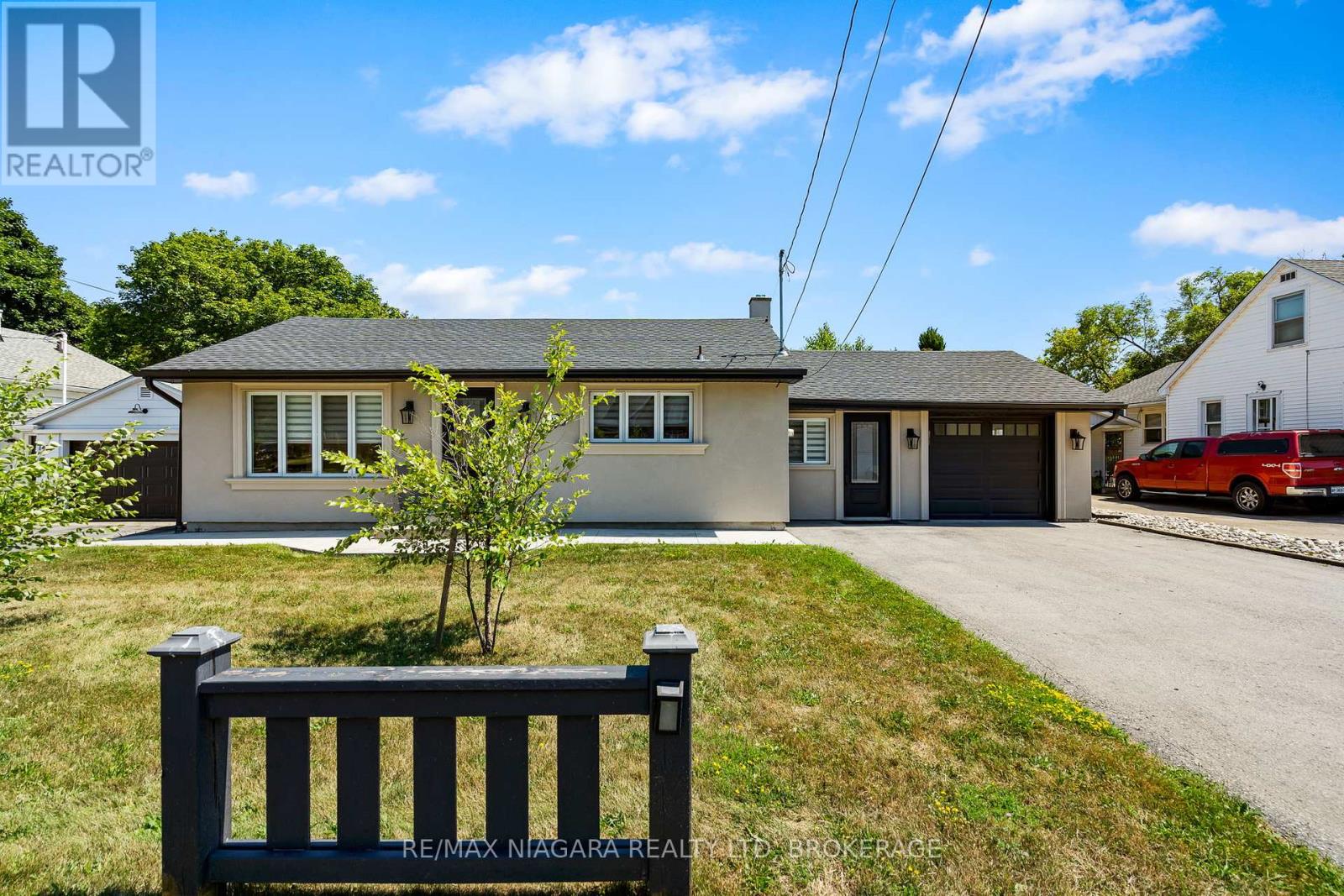 Property at 1427 NIAGARA STONE ROAD image 2
