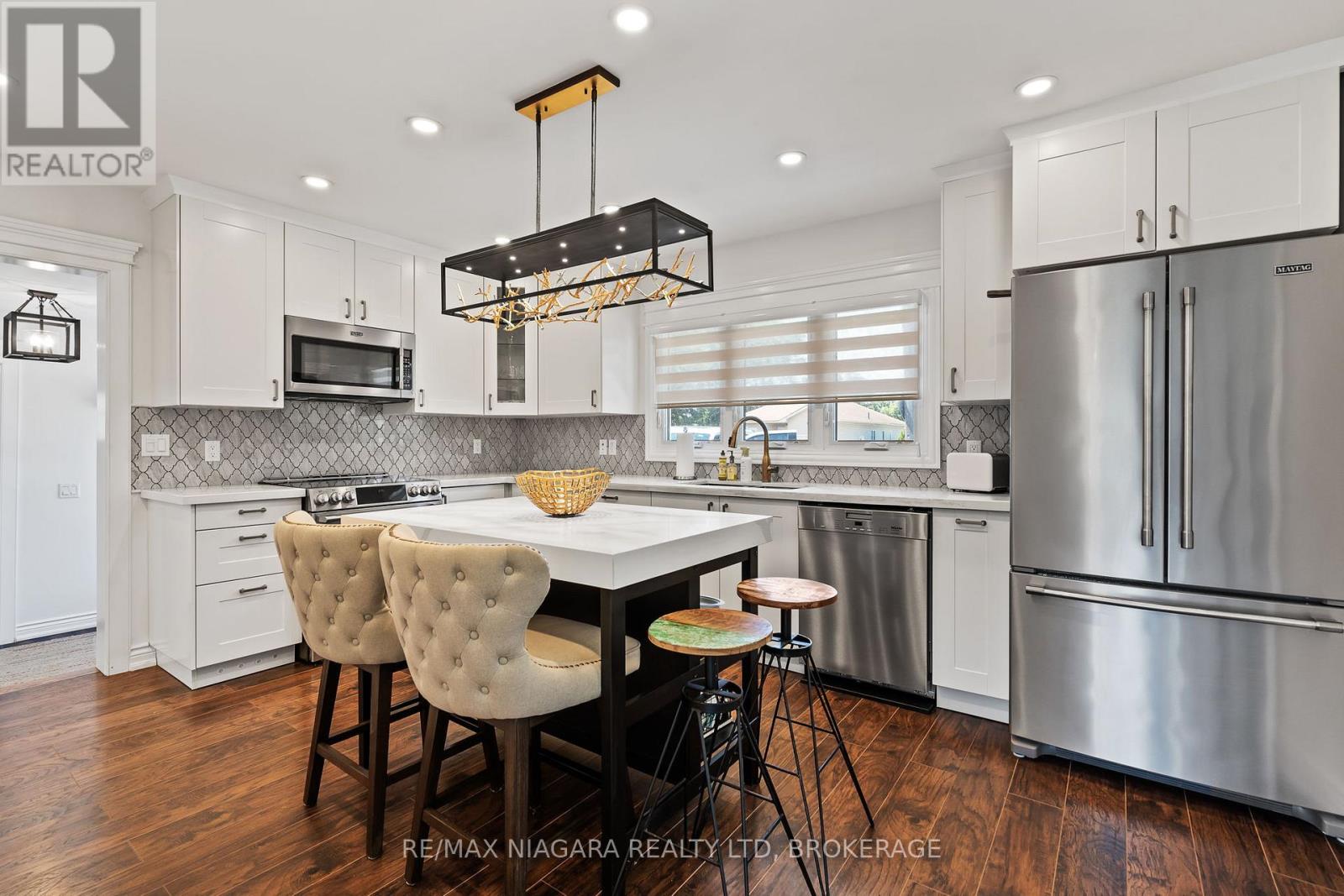 Property at 1427 NIAGARA STONE ROAD image 4