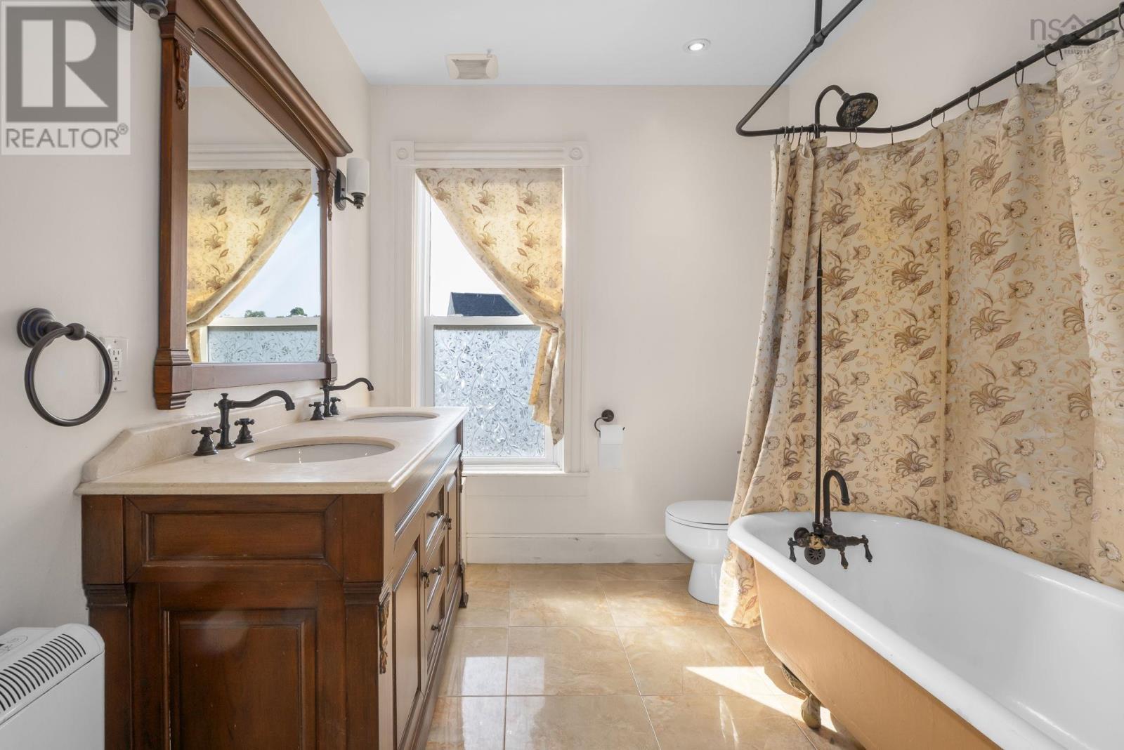 328 King Street, Windsor, Nova Scotia  B0N 2T0 - Photo 21 - 202519183