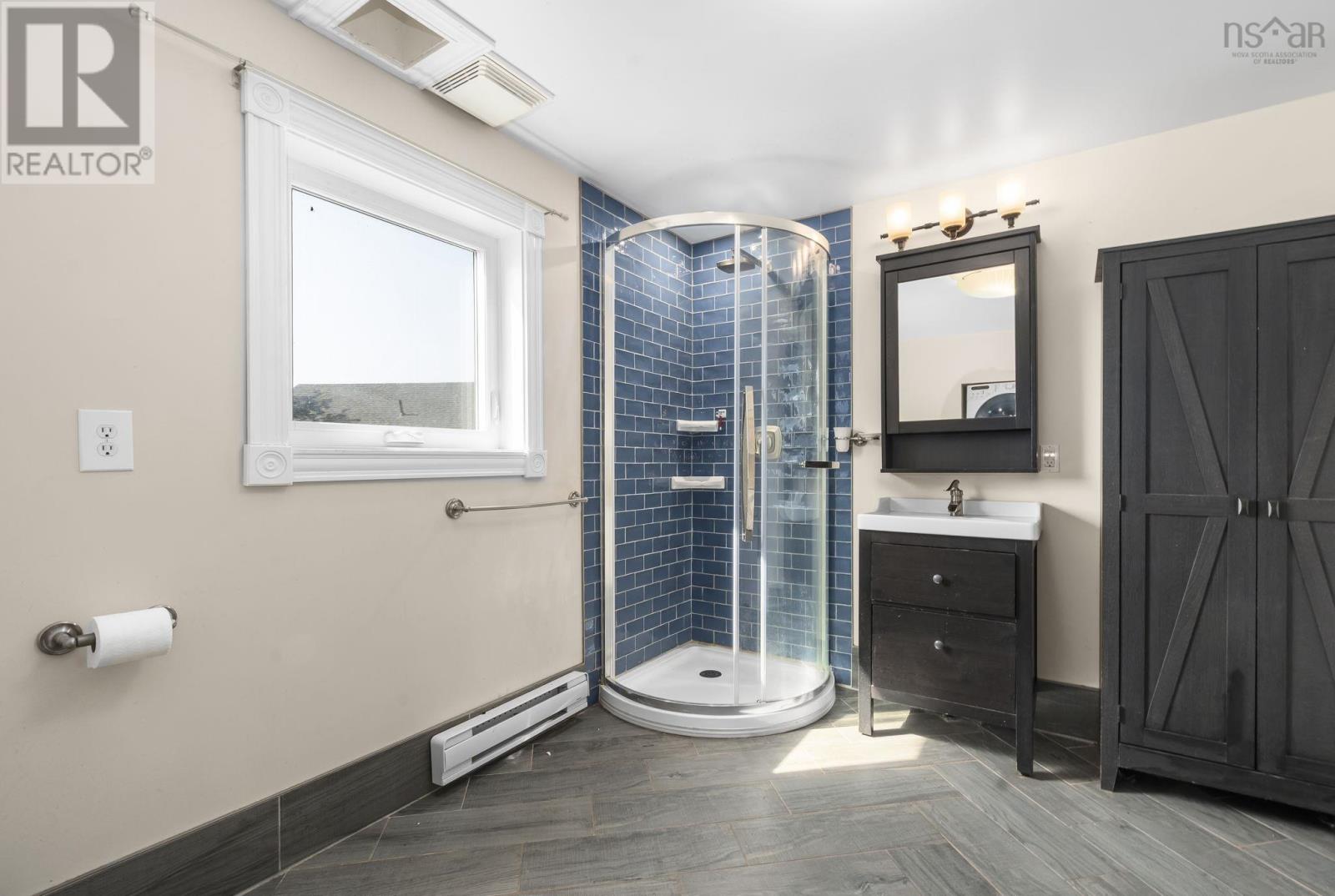 328 King Street, Windsor, Nova Scotia  B0N 2T0 - Photo 7 - 202519183