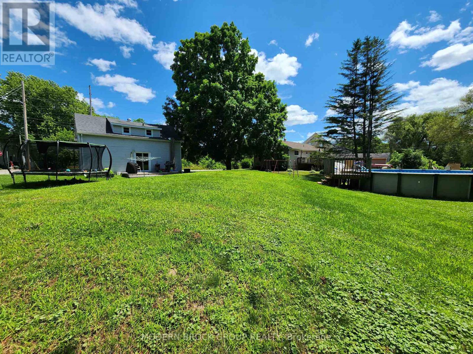 Property at 4 MAIN STREET W image 4
