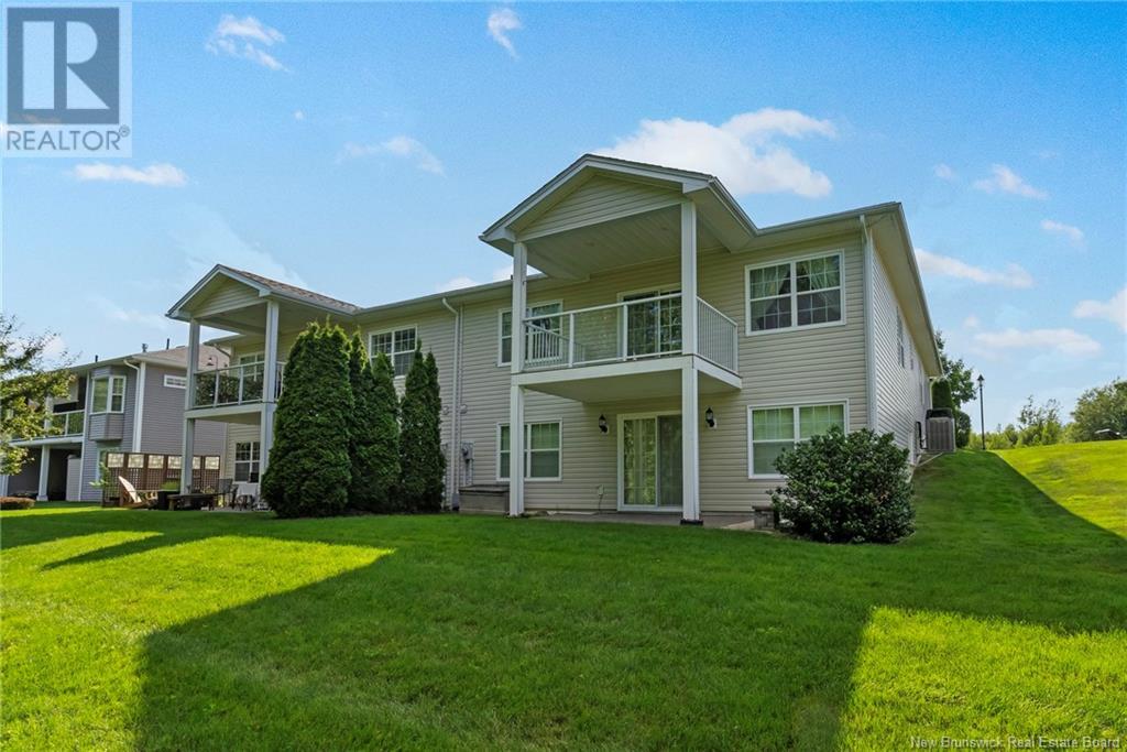 Property at 55 SARAHS Lane image 3