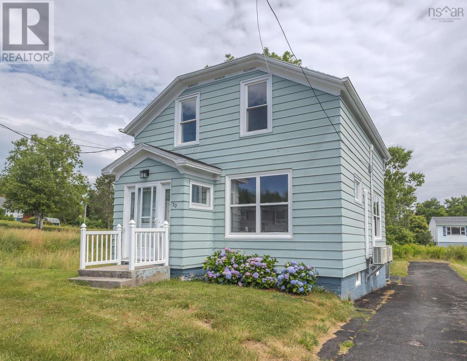 70 Murphy Road, Westmount, Nova Scotia  B1R 1W5 - Photo 1 - 202519014