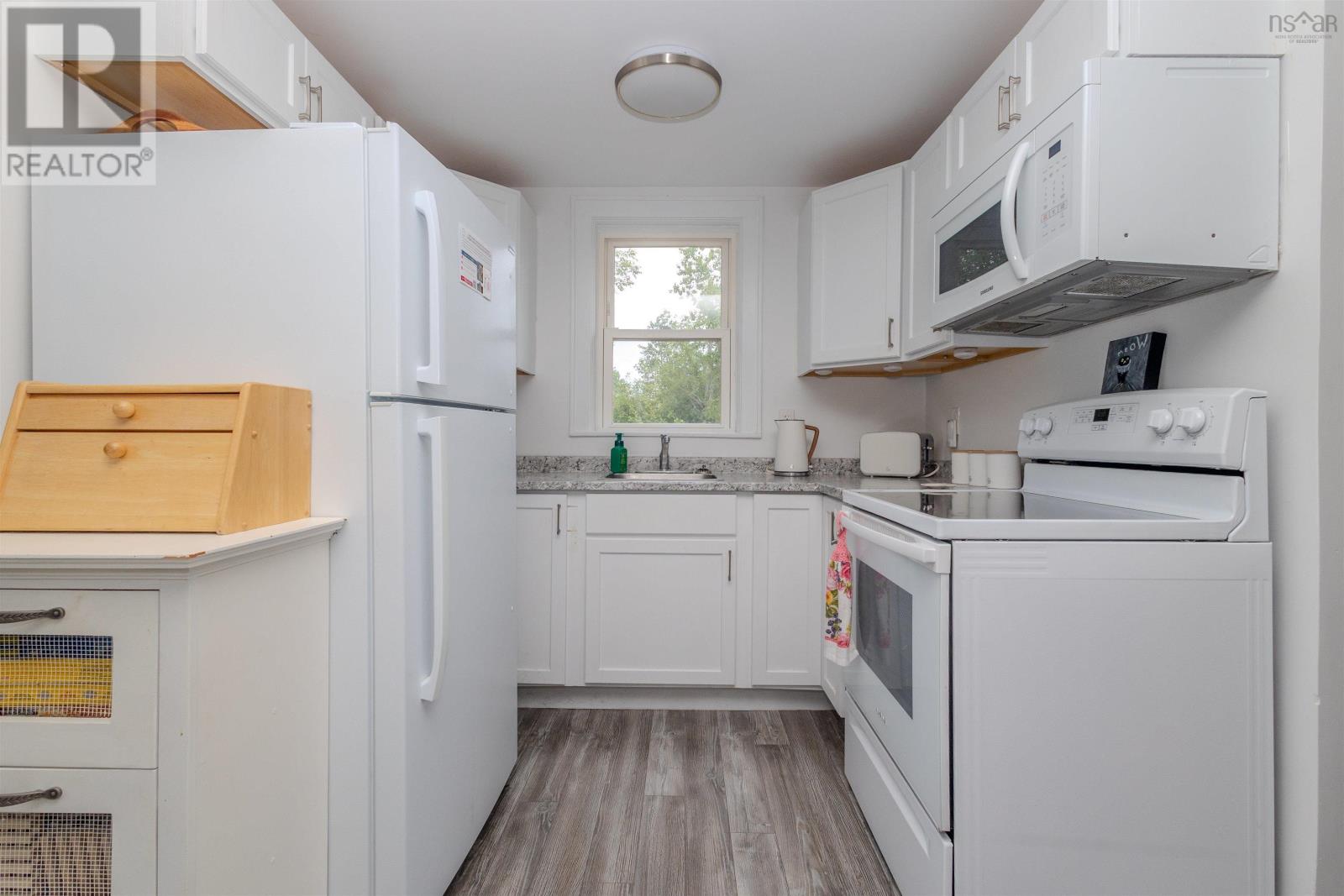 70 Murphy Road, Westmount, Nova Scotia  B1R 1W5 - Photo 15 - 202519014