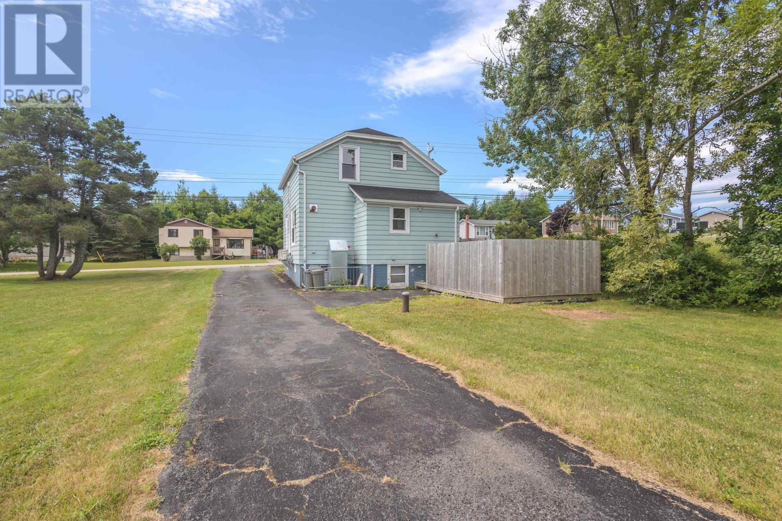 70 Murphy Road, Westmount, Nova Scotia  B1R 1W5 - Photo 4 - 202519014