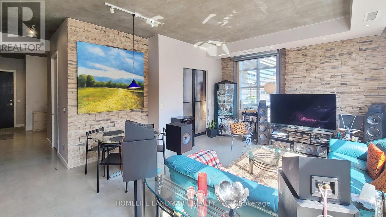 712 - 23 Brant Street, Toronto (Waterfront Communities), Ontario  M5V 2L5 - Photo 13 - C12316698