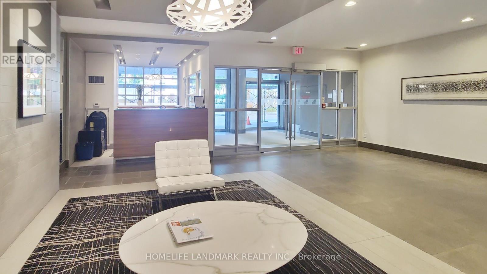 712 - 23 Brant Street, Toronto (Waterfront Communities), Ontario  M5V 2L5 - Photo 2 - C12316698