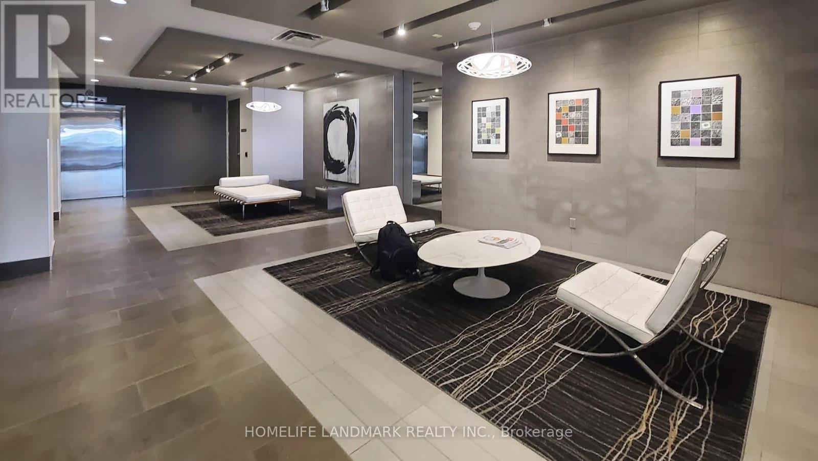 712 - 23 Brant Street, Toronto (Waterfront Communities), Ontario  M5V 2L5 - Photo 4 - C12316698