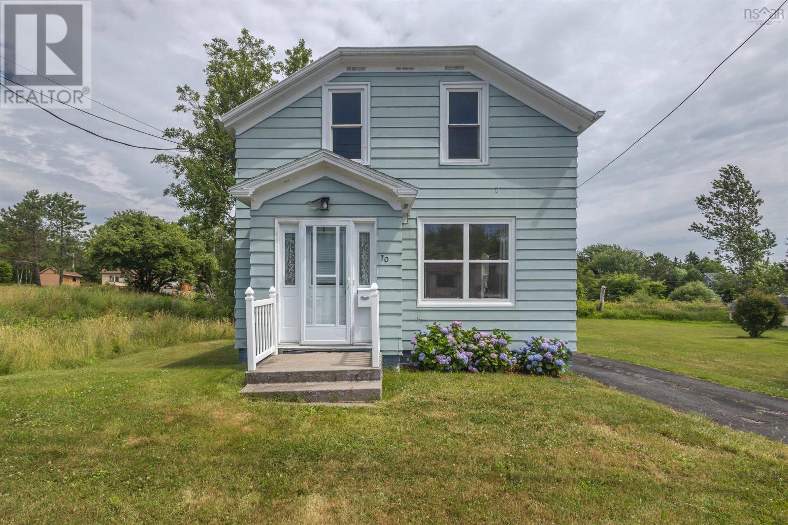 70 Murphy Road, Westmount, Nova Scotia  B1R 1W5 - Photo 2 - 202519014