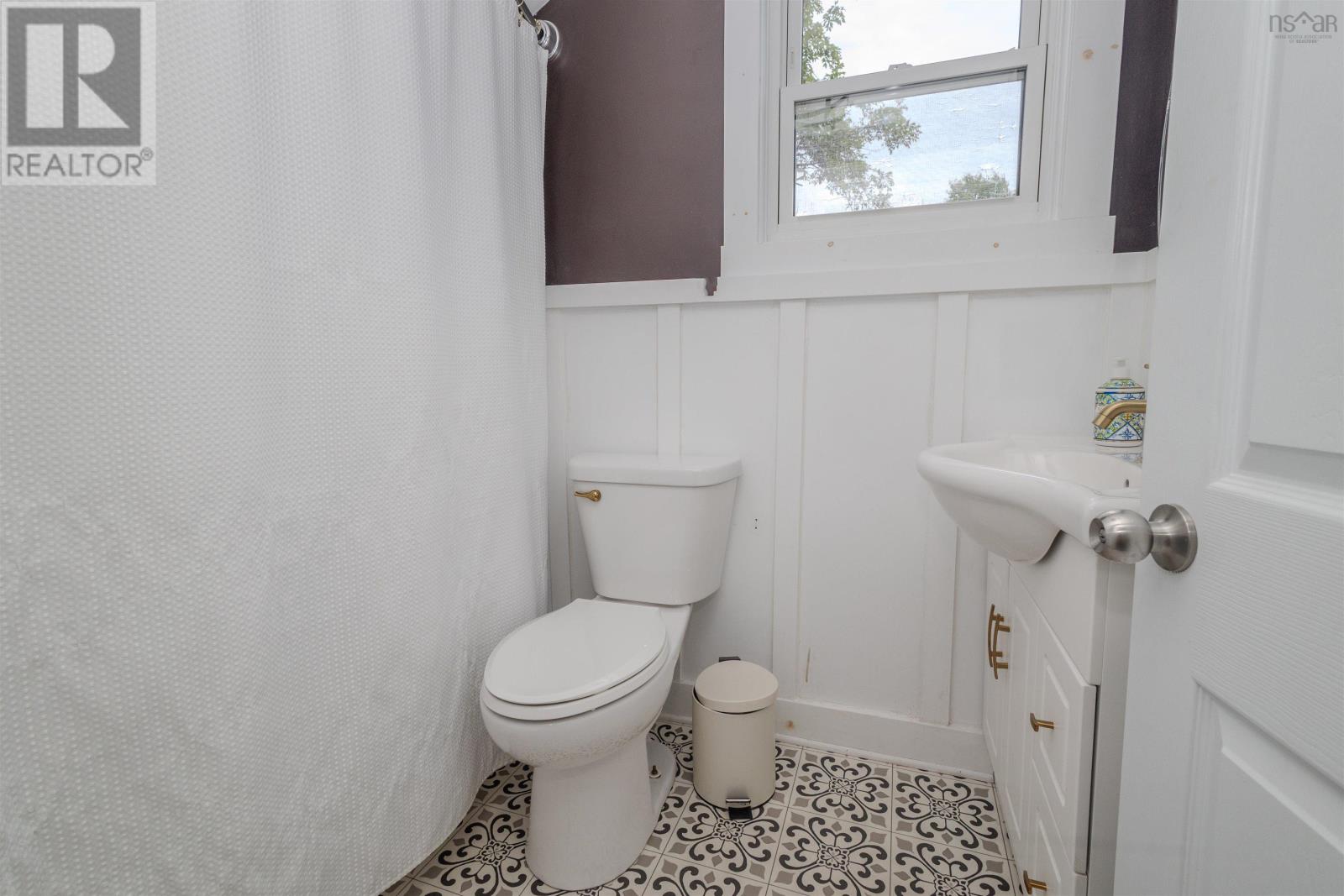 70 Murphy Road, Westmount, Nova Scotia  B1R 1W5 - Photo 23 - 202519014