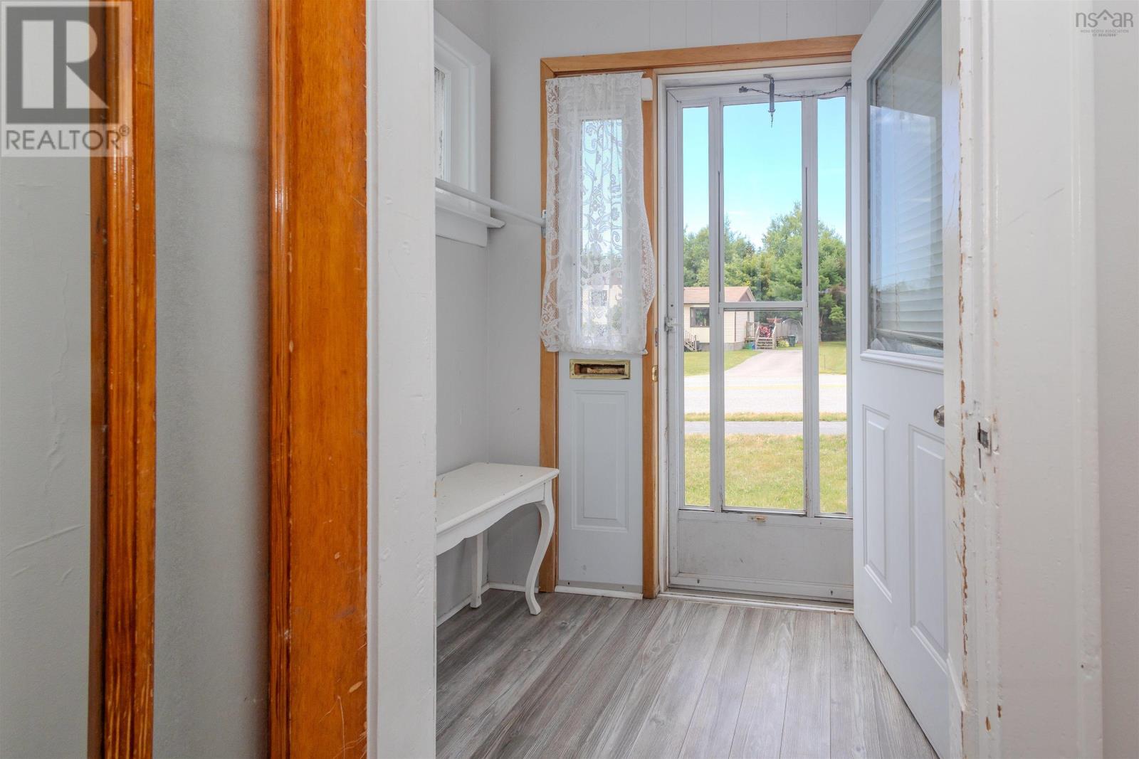 70 Murphy Road, Westmount, Nova Scotia  B1R 1W5 - Photo 9 - 202519014