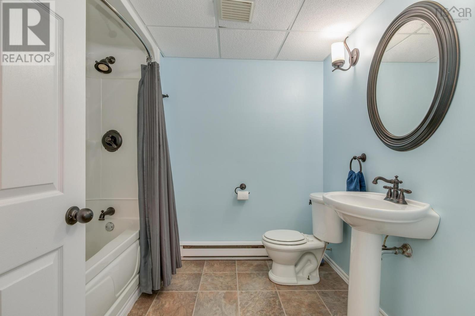 7 Pulsifer Court, Dartmouth, Nova Scotia  B2W 6A1 - Photo 45 - 202518681