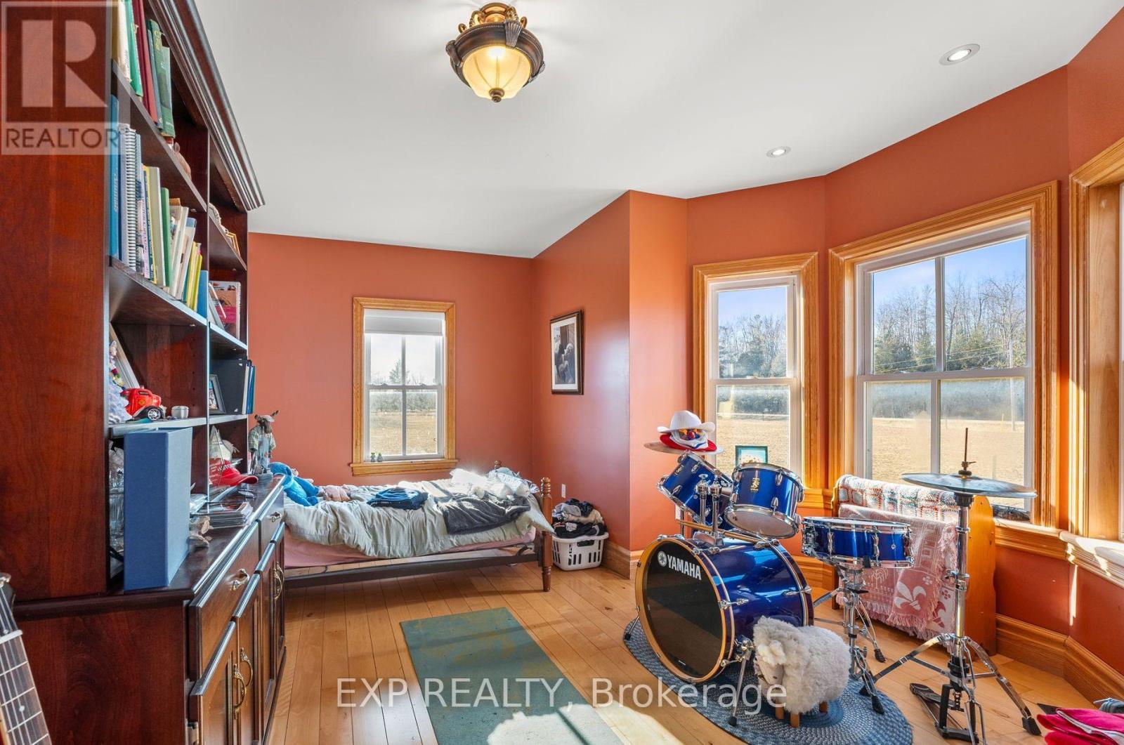 8923 Morning Glory Road, Georgina, Ontario  L0E 1N0 - Photo 27 - N12316701
