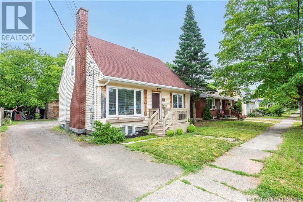 Property at 51 Walsh Street image 2
