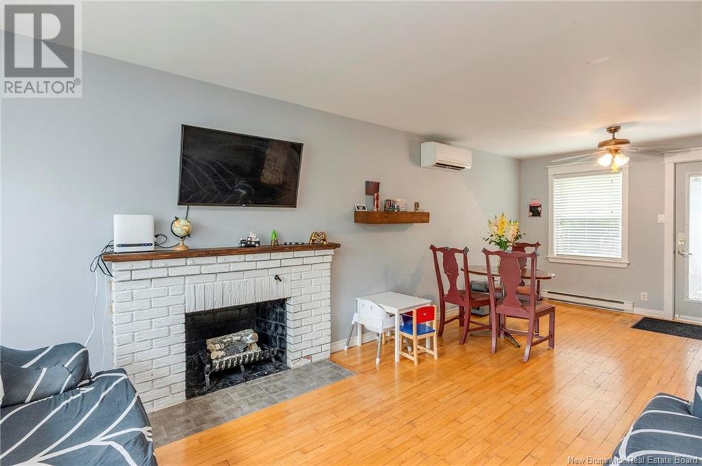 Property at 51 Walsh Street image 5