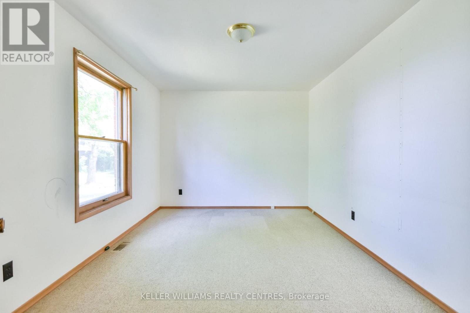 2928 12 Line N, Oro-Medonte, Ontario  L0K 1E0 - Photo 18 - S12316686