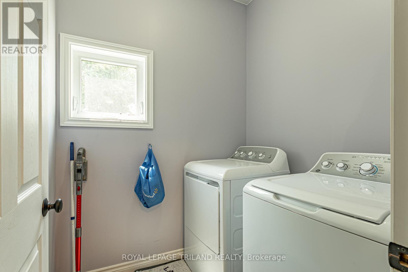15240 Scott Line, Chatham-Kent, Ontario  N0L 1X0 - Photo 17 - X12316714