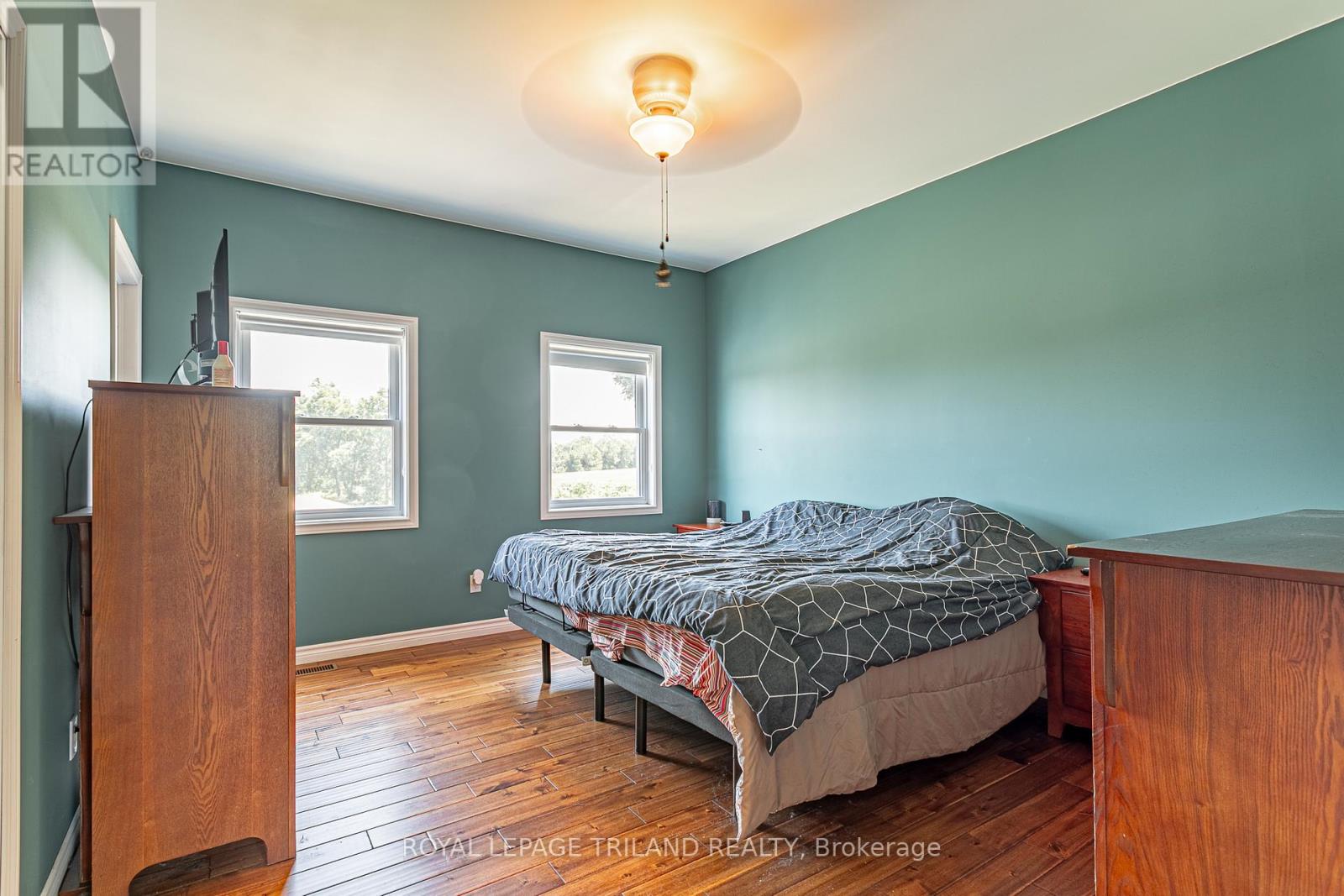 15240 Scott Line, Chatham-Kent, Ontario  N0L 1X0 - Photo 18 - X12316714