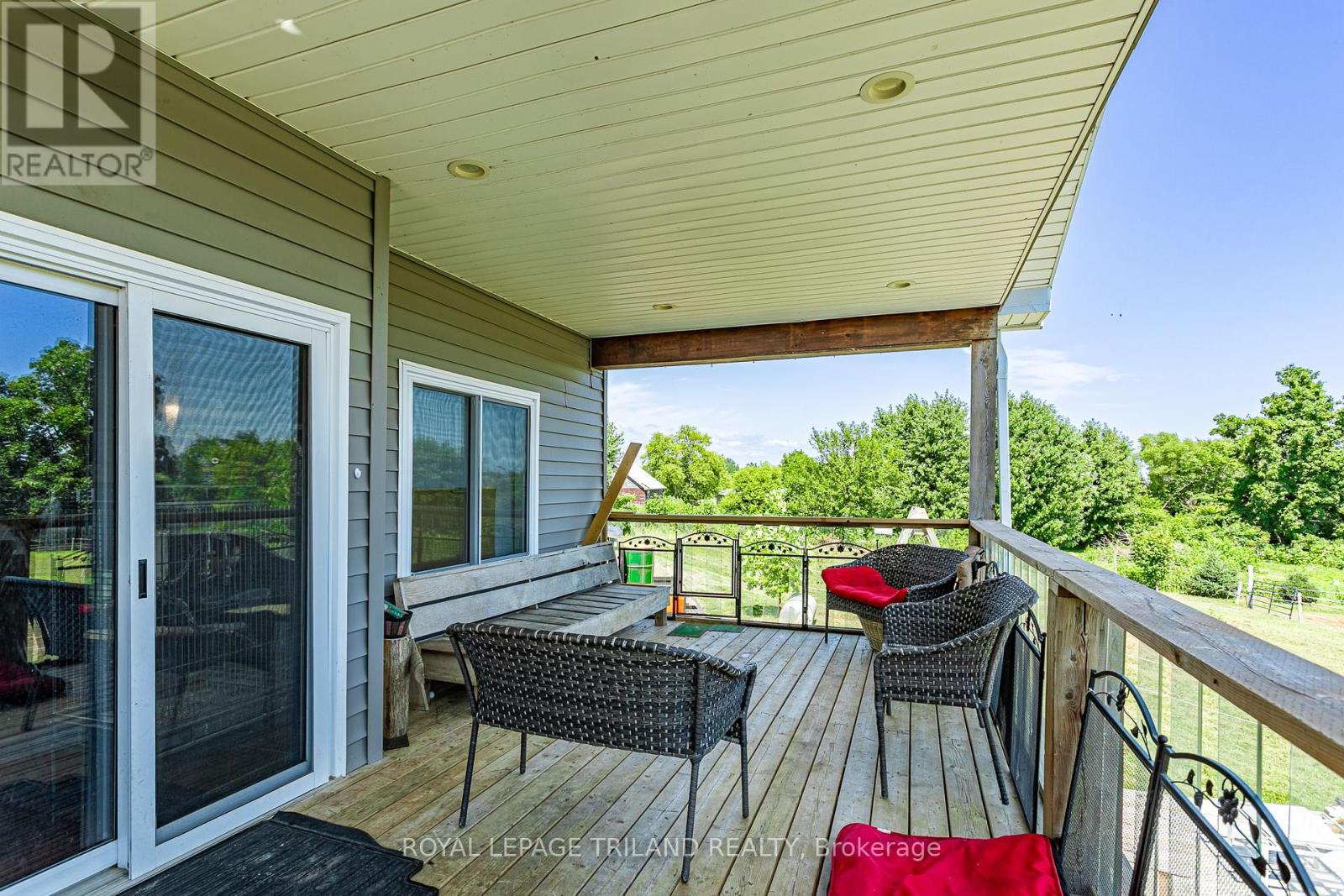 15240 Scott Line, Chatham-Kent, Ontario  N0L 1X0 - Photo 33 - X12316714