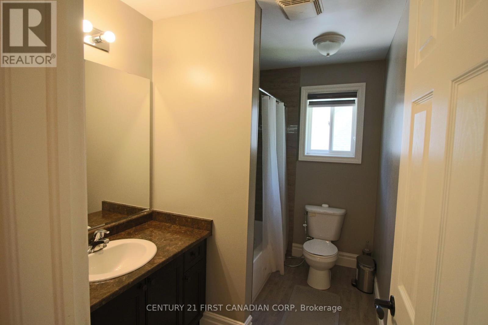 1052 Loft Court, London North, Ontario  N6G 0J9 - Photo 17 - X12316720