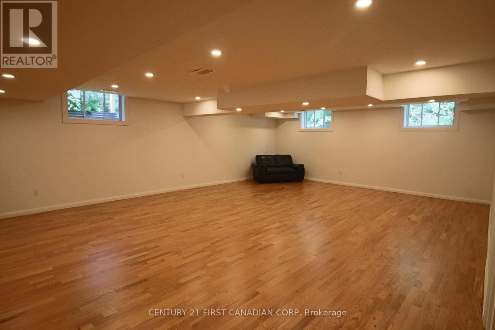 1052 Loft Court, London North, Ontario  N6G 0J9 - Photo 30 - X12316720