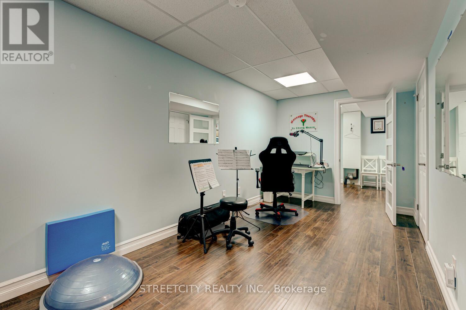 14 - 145 North Centre Road, London North, Ontario  N5X 4C7 - Photo 29 - X12316738
