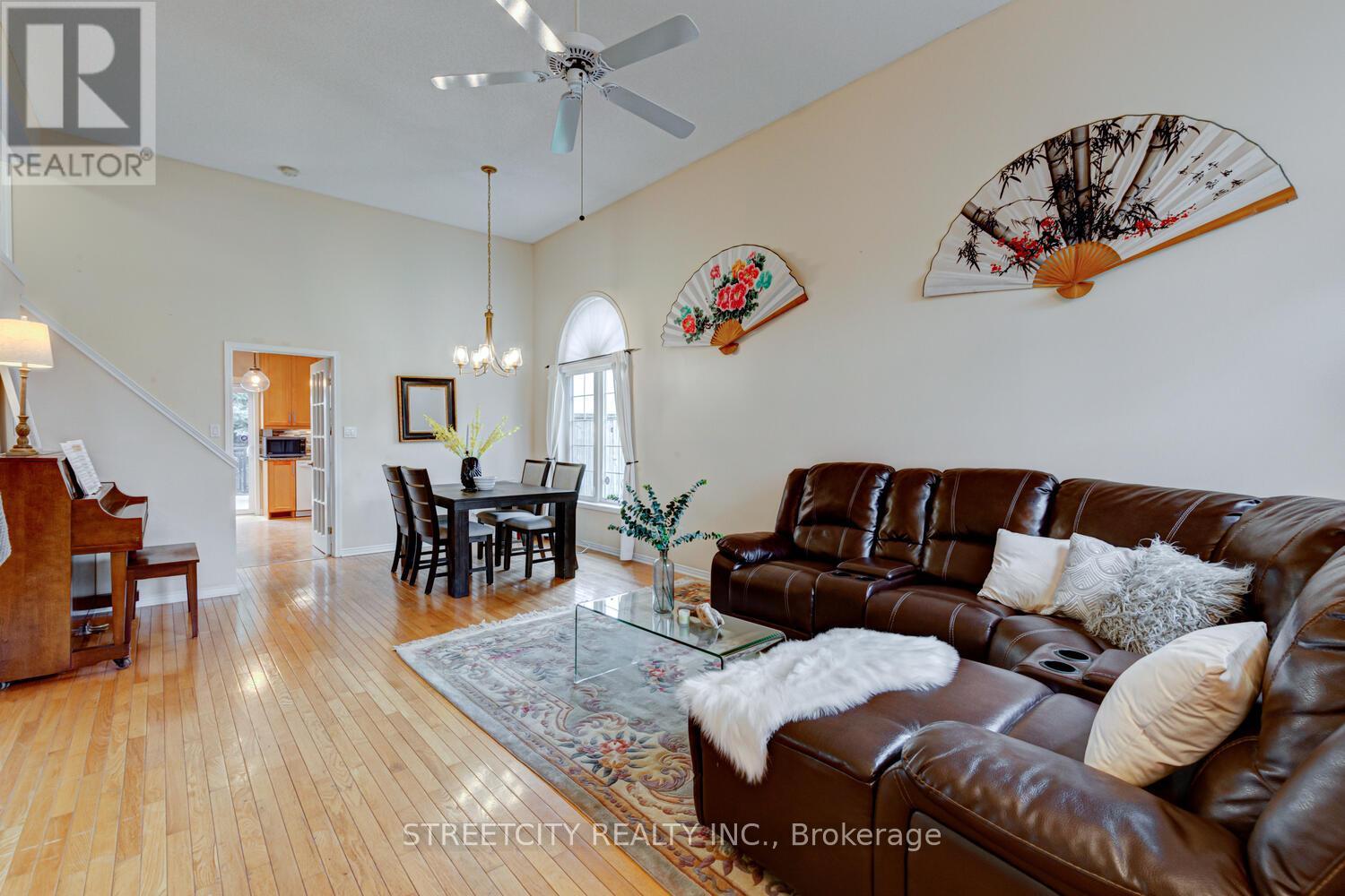 14 - 145 North Centre Road, London North, Ontario  N5X 4C7 - Photo 6 - X12316738