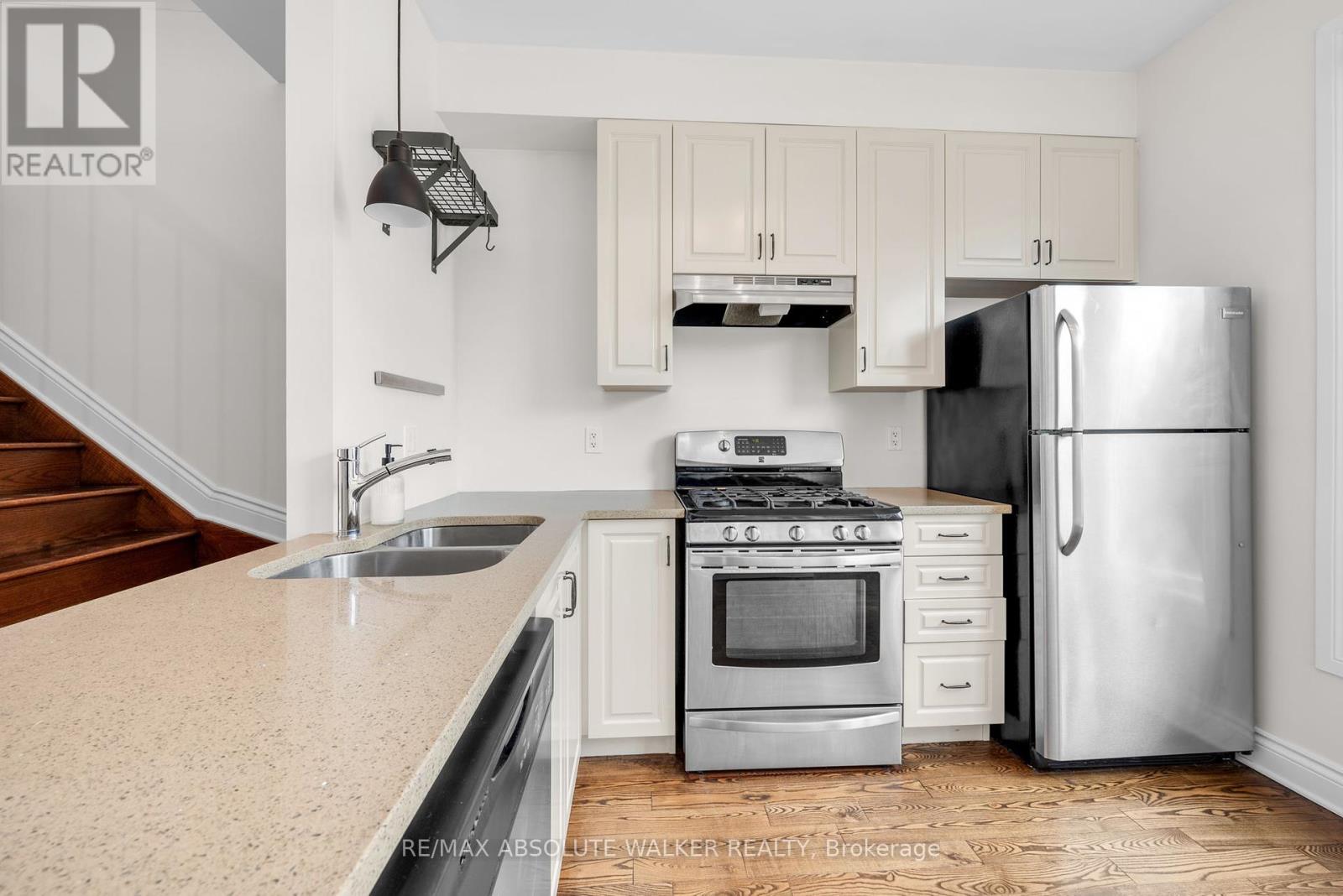 286 Cambridge Street N, Ottawa, Ontario  K1R 0B4 - Photo 17 - X12127596