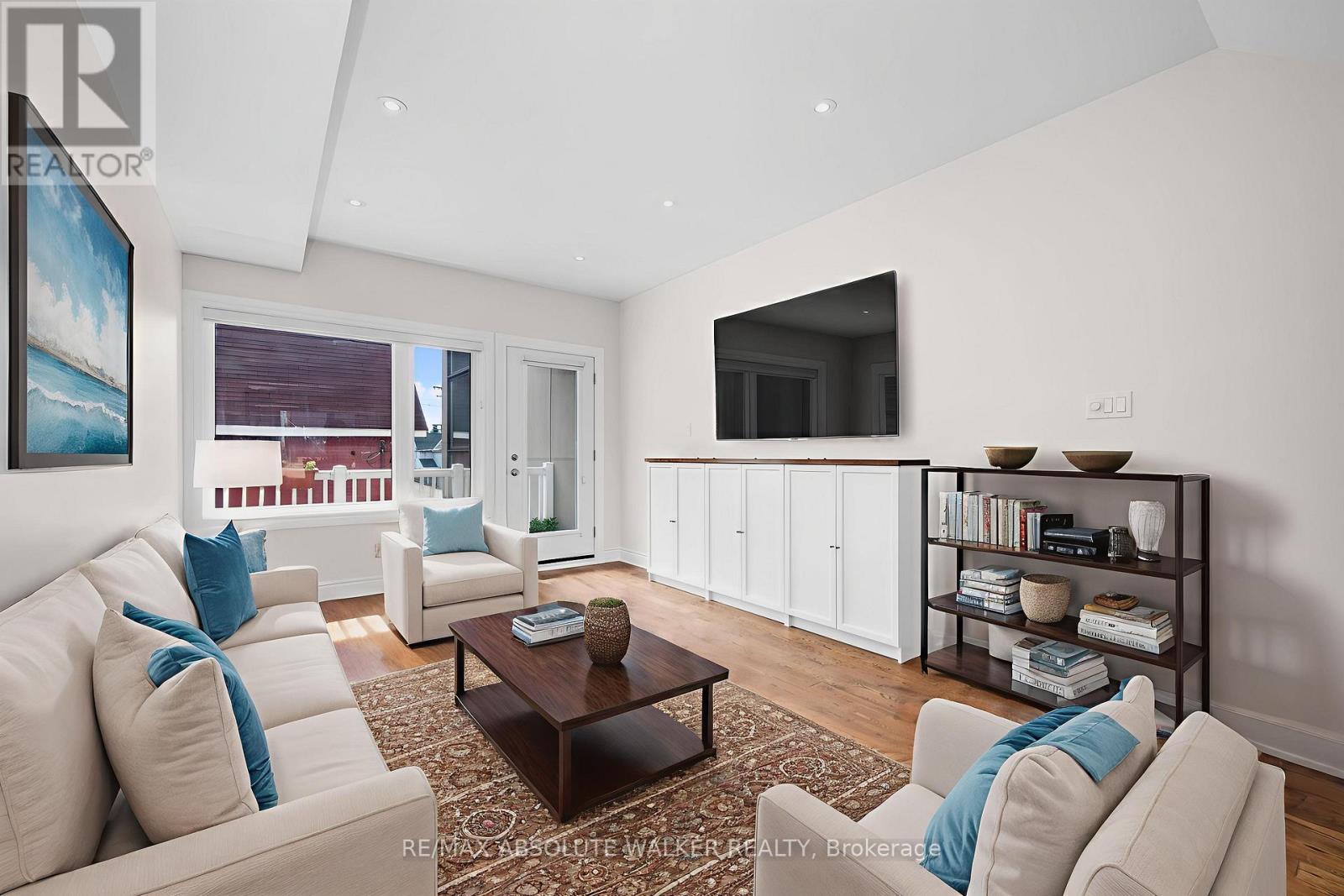 286 Cambridge Street N, Ottawa, Ontario  K1R 0B4 - Photo 6 - X12127596