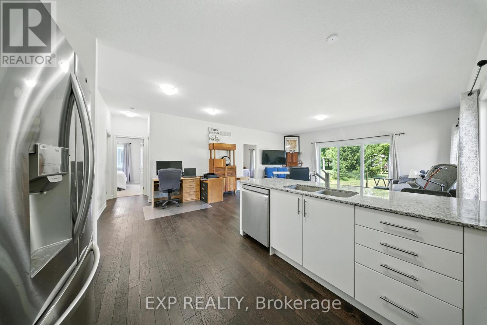 142 Ellen Street, North Perth, Ontario  N0G 1B0 - Photo 10 - X12316662