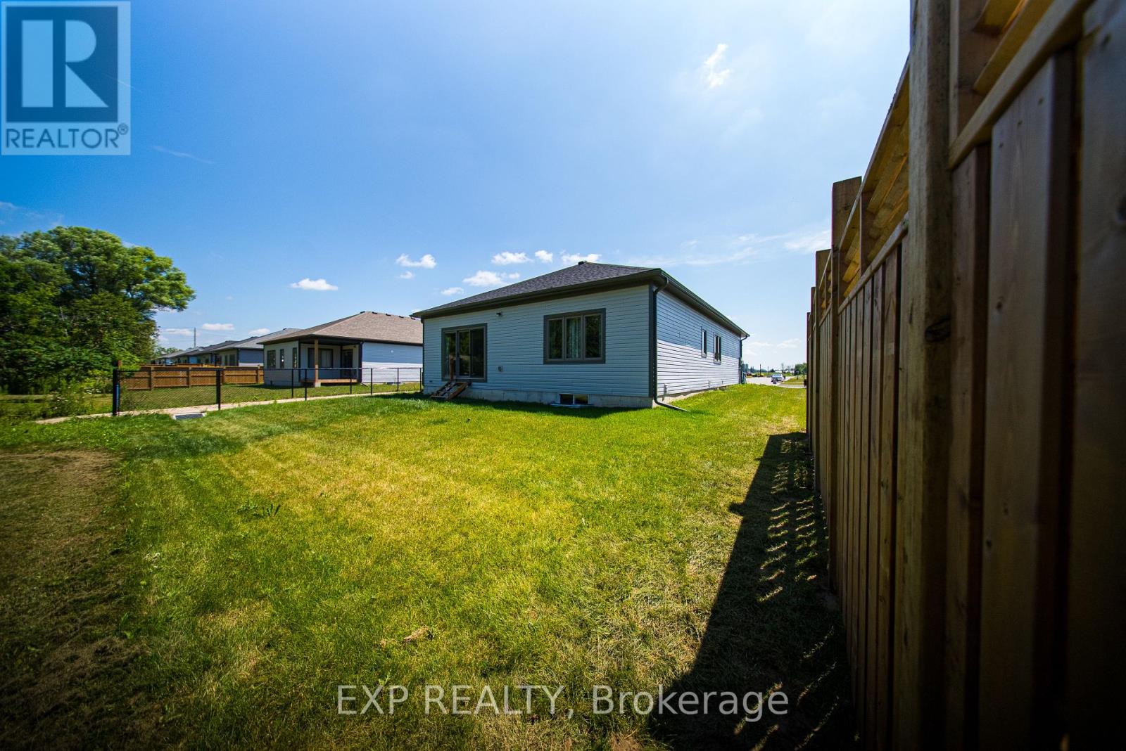 142 Ellen Street, North Perth, Ontario  N0G 1B0 - Photo 35 - X12316662