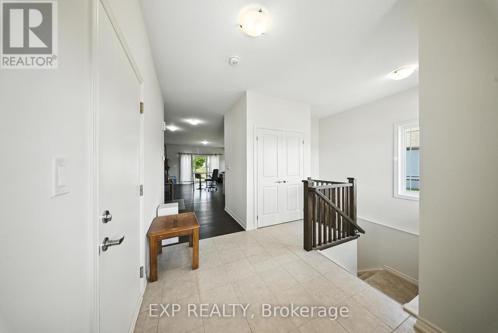 142 Ellen Street, North Perth, Ontario  N0G 1B0 - Photo 5 - X12316662