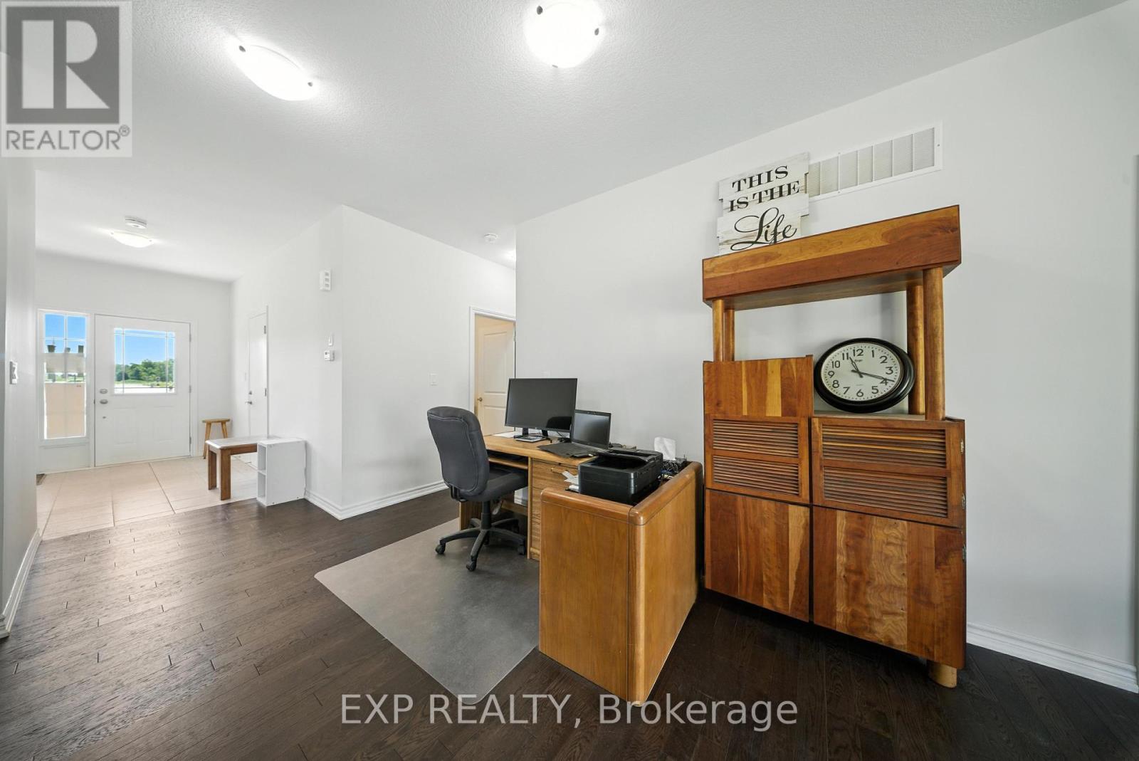142 Ellen Street, North Perth, Ontario  N0G 1B0 - Photo 7 - X12316662