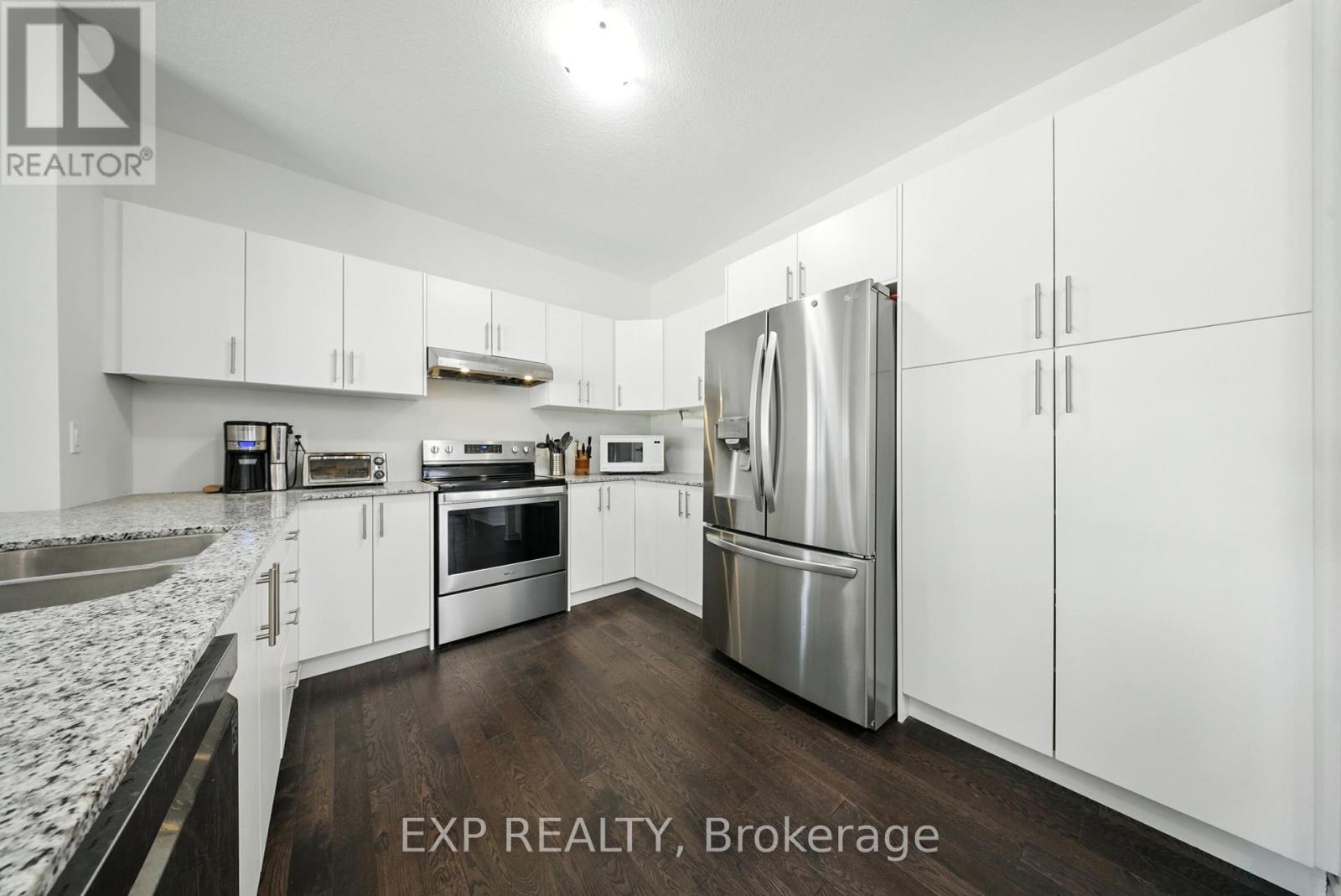 142 Ellen Street, North Perth, Ontario  N0G 1B0 - Photo 9 - X12316662