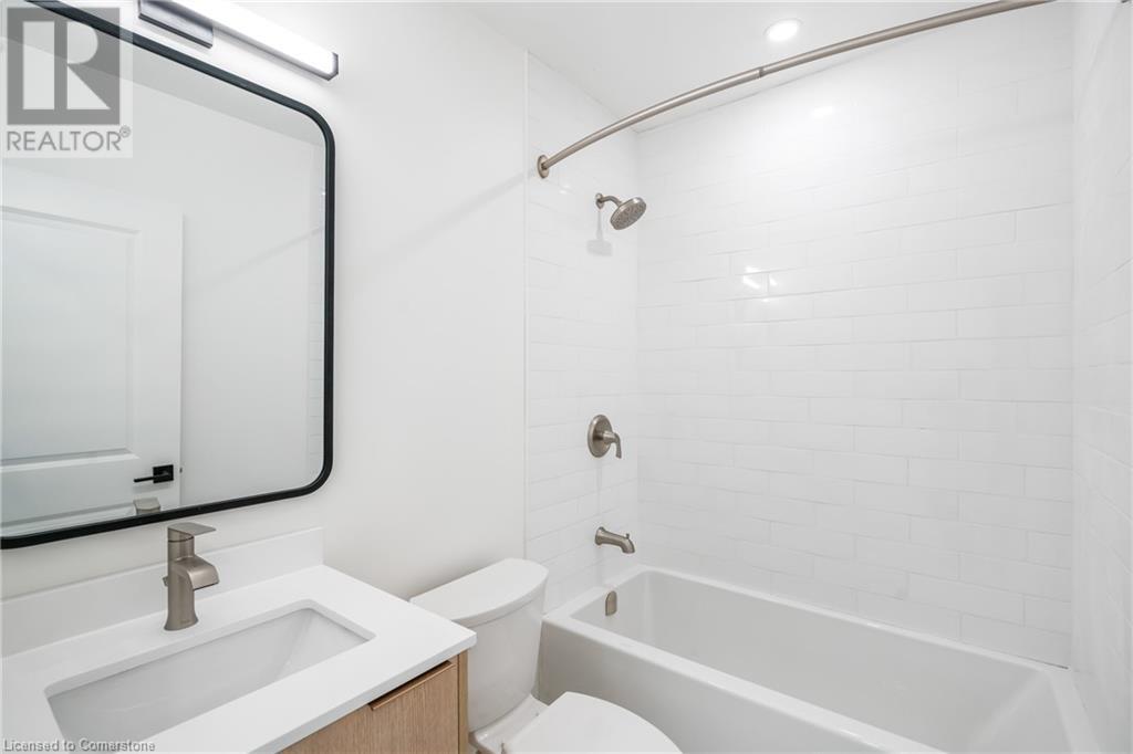42 Ray Street S, Hamilton, Ontario  L8P 3V3 - Photo 39 - 40747198