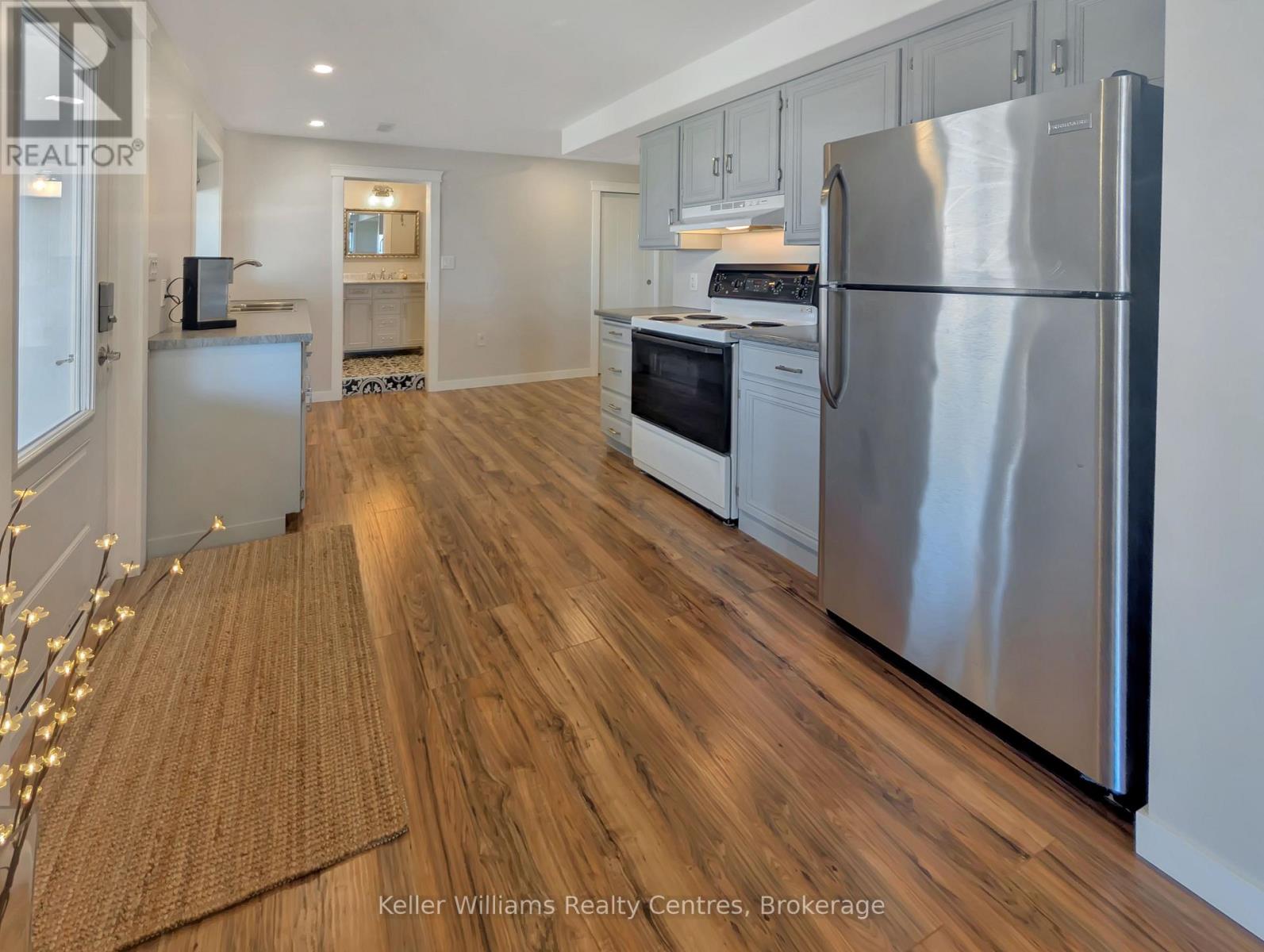 2219 County Rd 42, Clearview, Ontario  L0M 1S0 - Photo 40 - S12316735