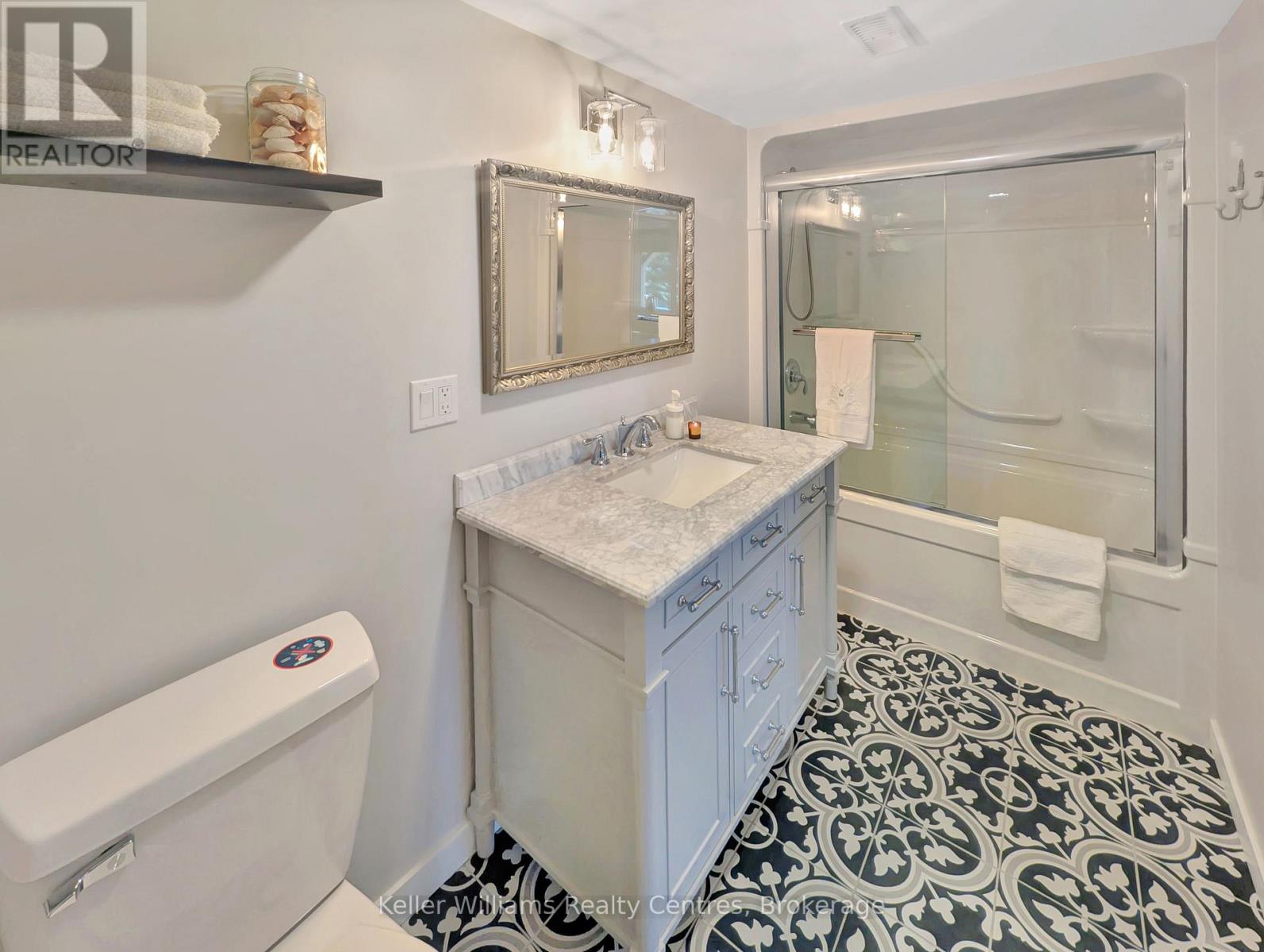 2219 County Rd 42, Clearview, Ontario  L0M 1S0 - Photo 43 - S12316735