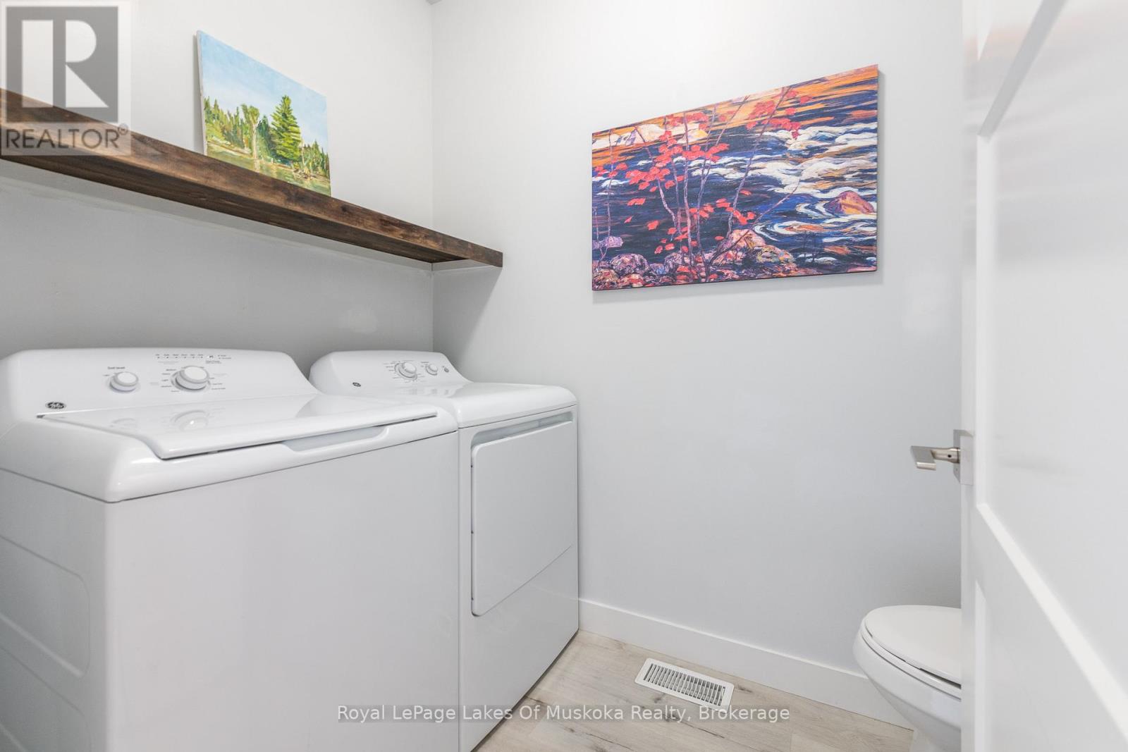 8 - 17 Cascade Lane, Huntsville, Ontario  P1H 1Y3 - Photo 11 - X12316706