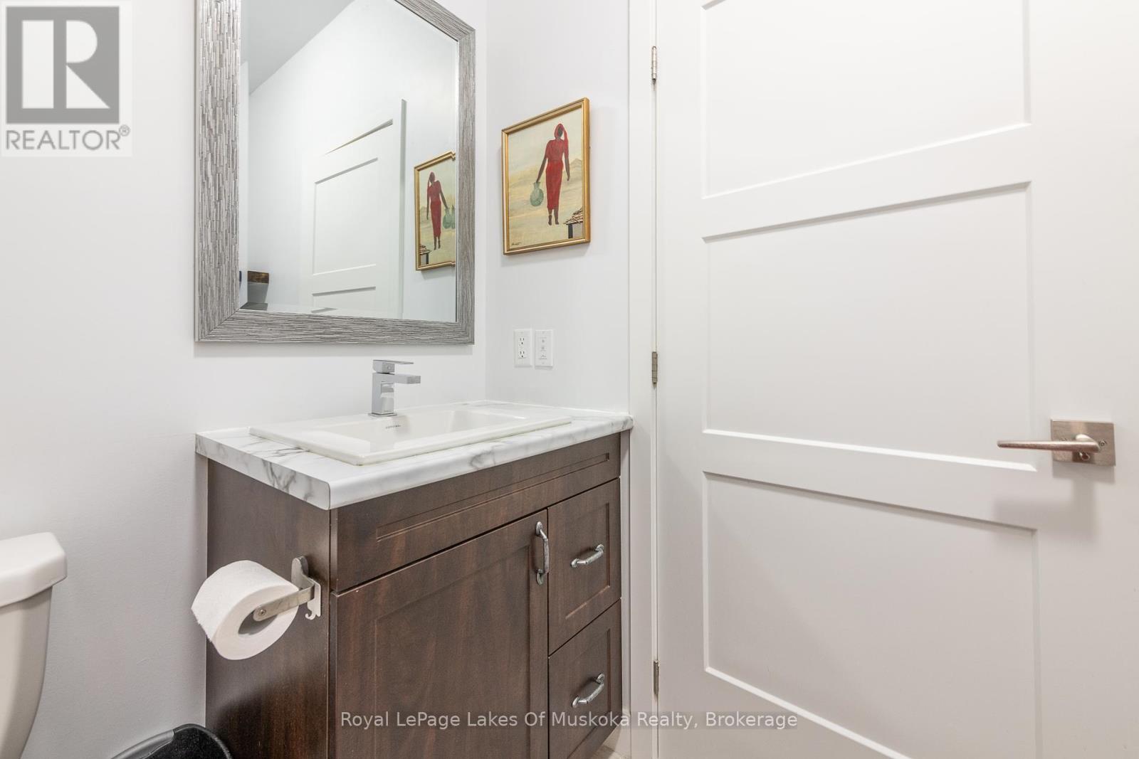 8 - 17 Cascade Lane, Huntsville, Ontario  P1H 1Y3 - Photo 12 - X12316706