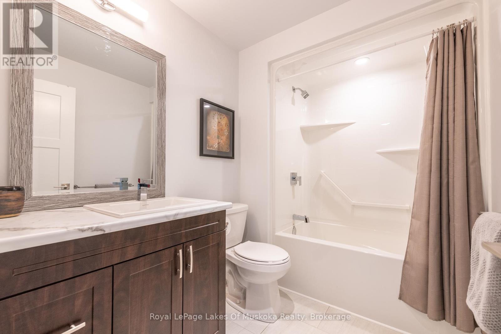 8 - 17 Cascade Lane, Huntsville, Ontario  P1H 1Y3 - Photo 20 - X12316706