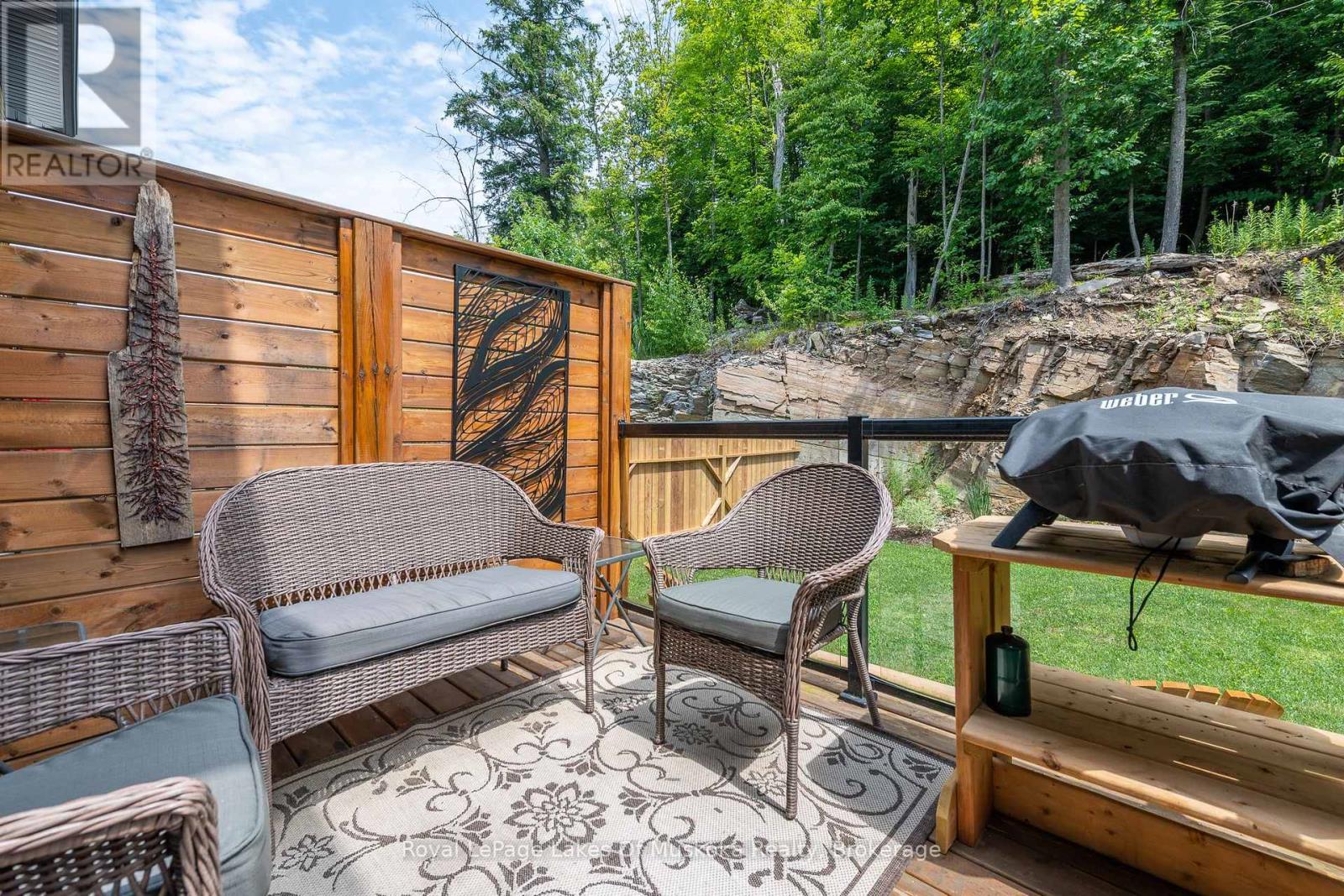 8 - 17 Cascade Lane, Huntsville, Ontario  P1H 1Y3 - Photo 22 - X12316706