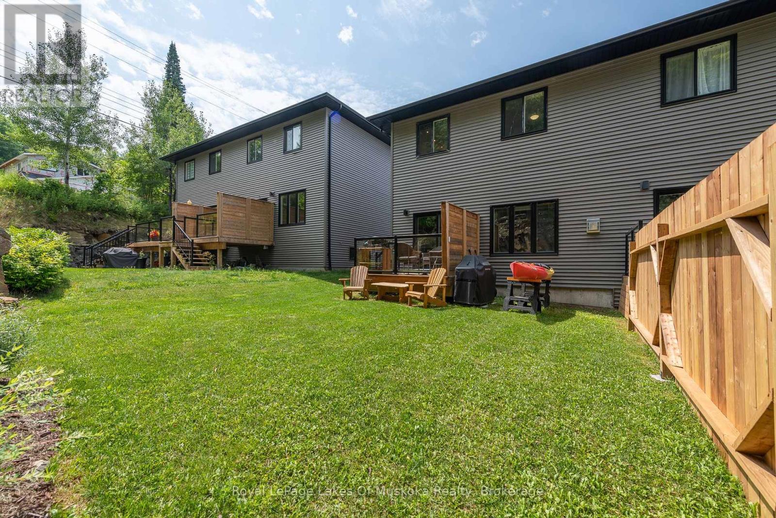 8 - 17 Cascade Lane, Huntsville, Ontario  P1H 1Y3 - Photo 24 - X12316706