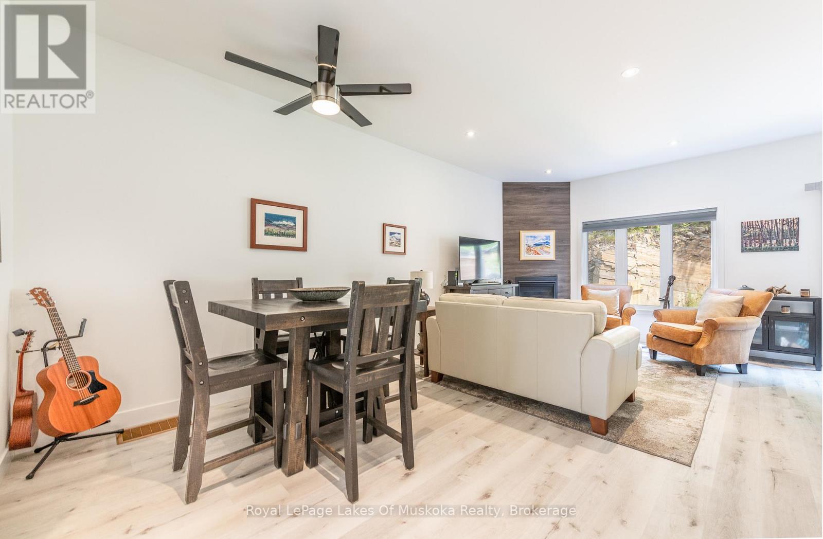 8 - 17 Cascade Lane, Huntsville, Ontario  P1H 1Y3 - Photo 4 - X12316706