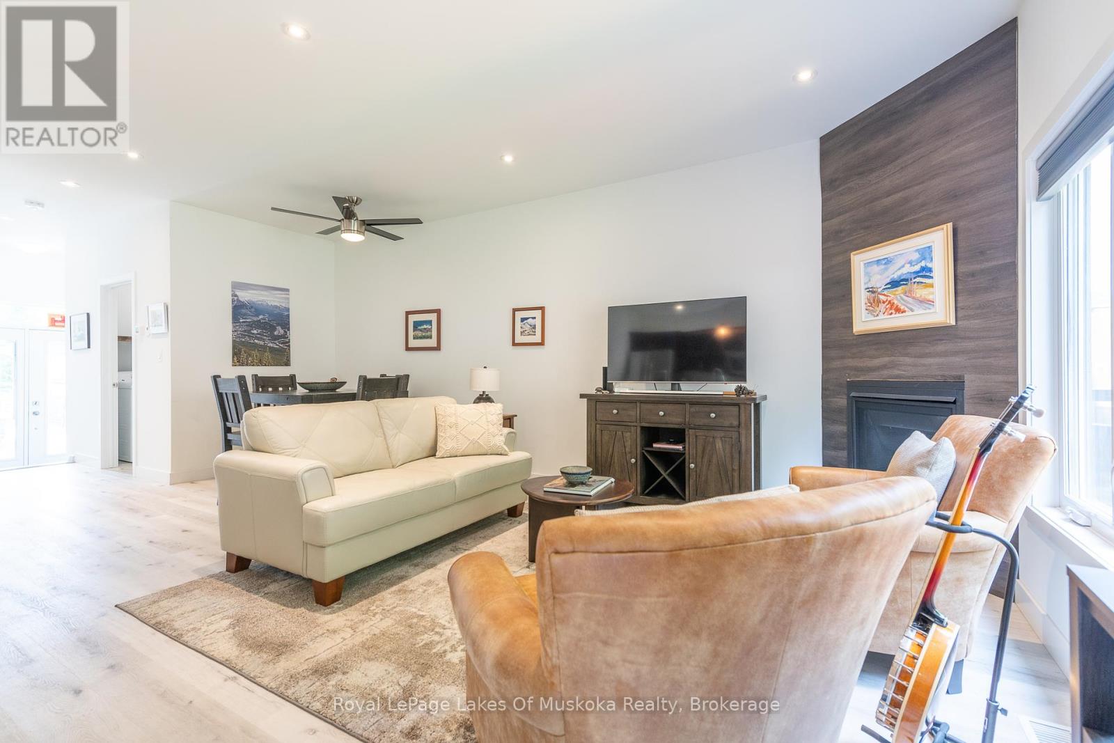 8 - 17 Cascade Lane, Huntsville, Ontario  P1H 1Y3 - Photo 7 - X12316706