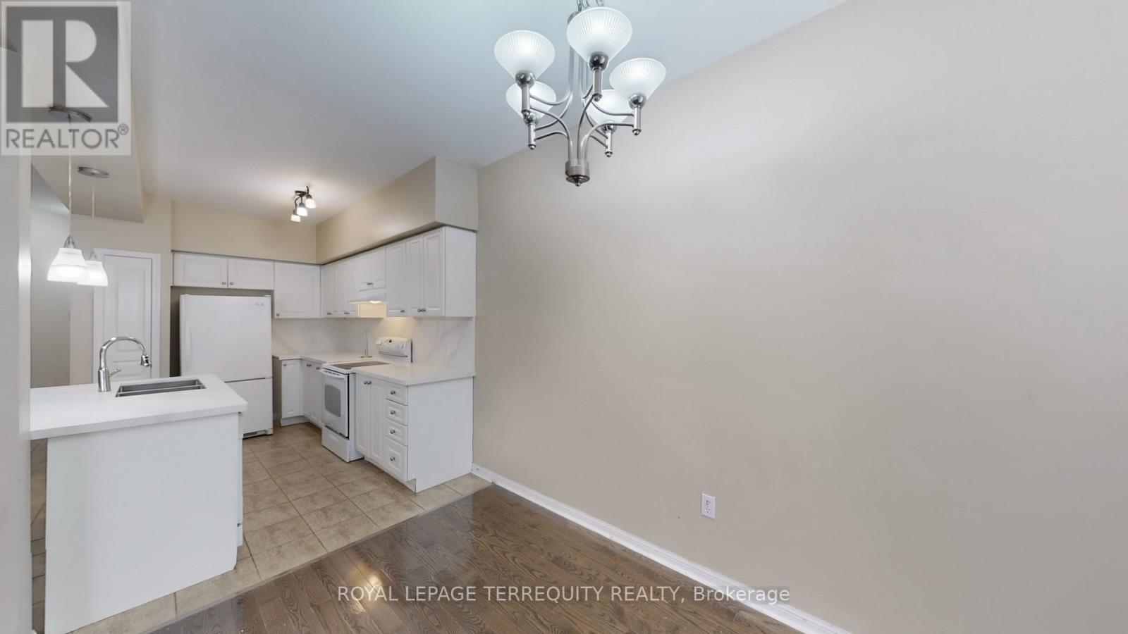 Unknown Address, ,     - Photo 12 - W12298101