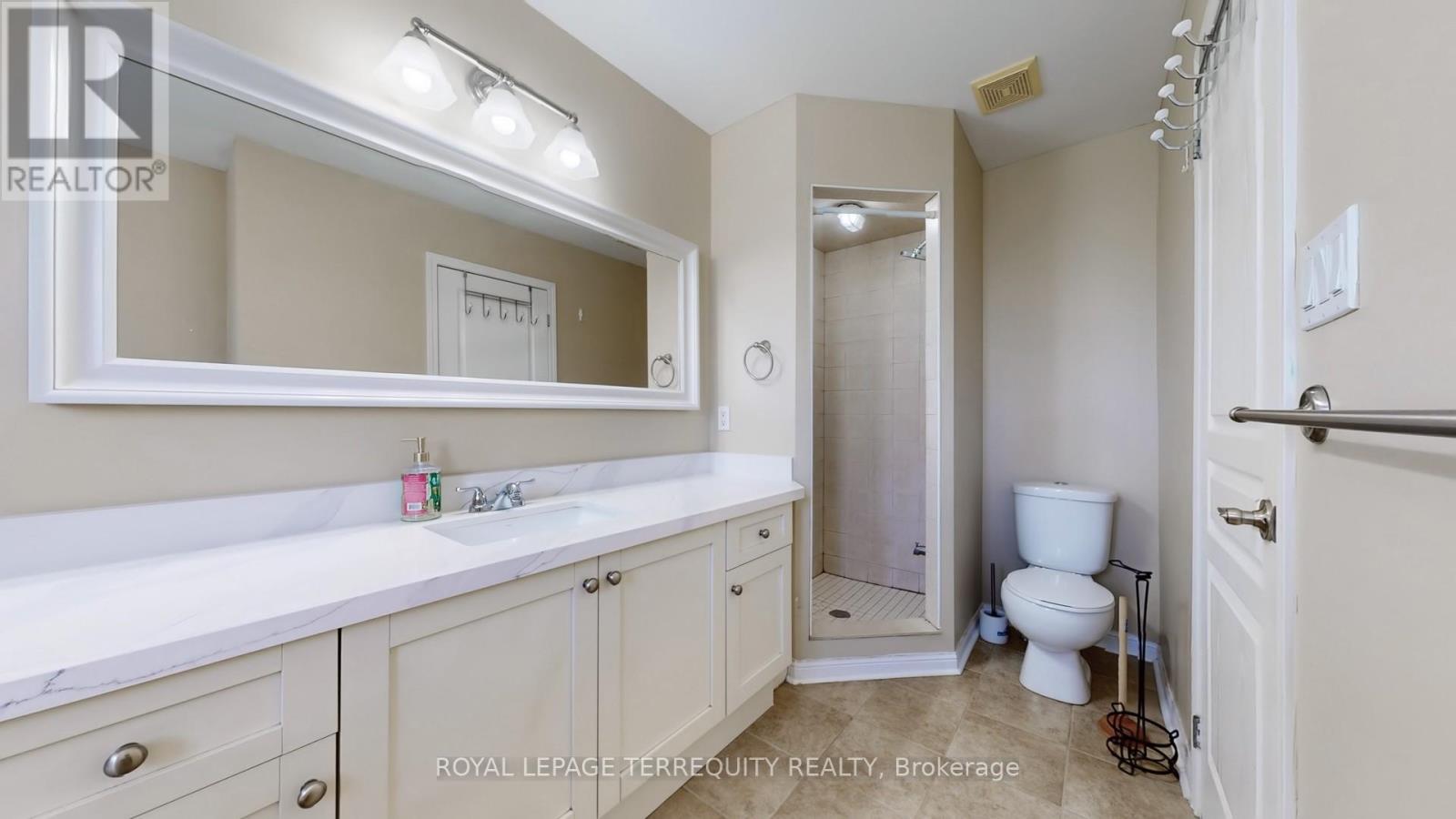 Unknown Address, ,     - Photo 21 - W12298101