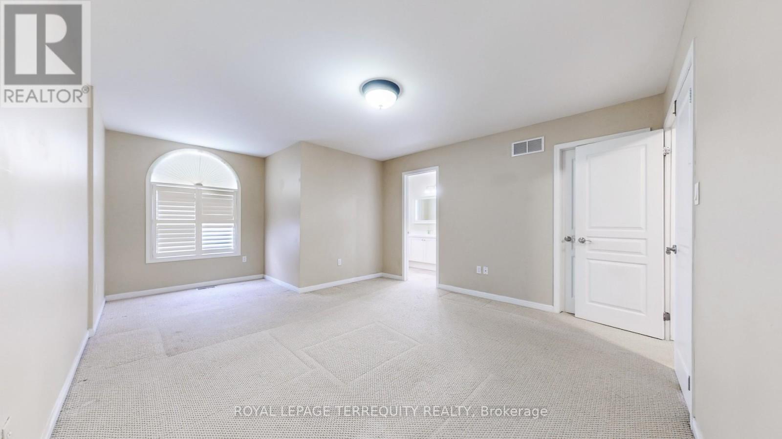 Unknown Address, ,     - Photo 18 - W12298101