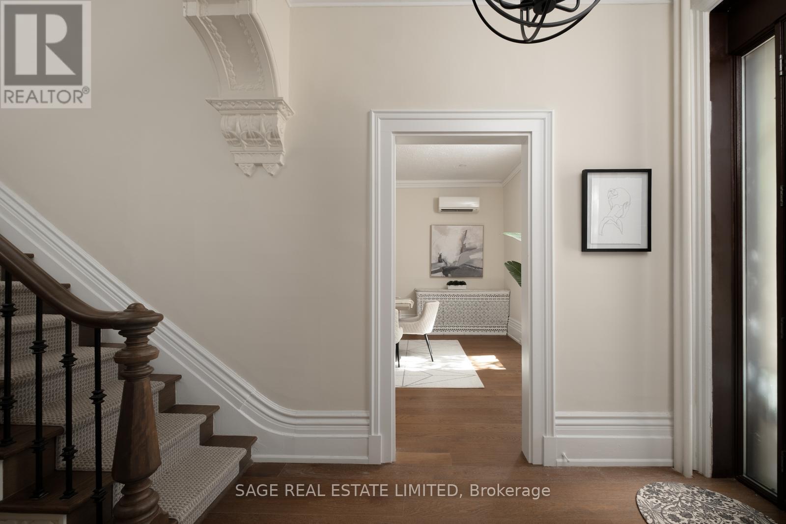 14 Halton Street, Toronto (Trinity-Bellwoods), Ontario  M6J 1R3 - Photo 12 - C12276303
