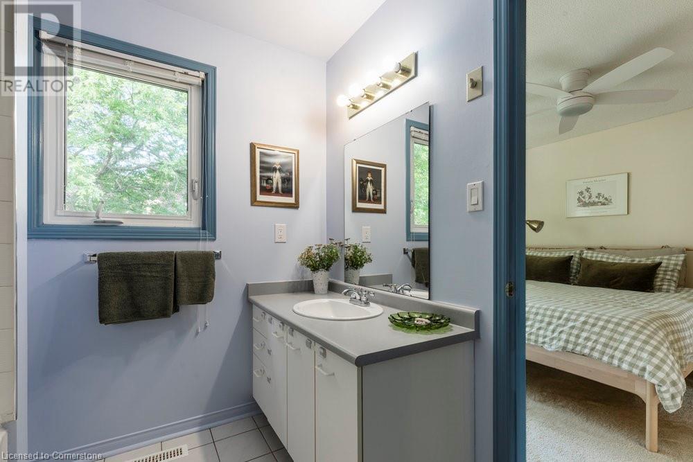 10 Huntingwood Avenue Unit# 20, Dundas, Ontario  L9H 6X3 - Photo 36 - 40756082
