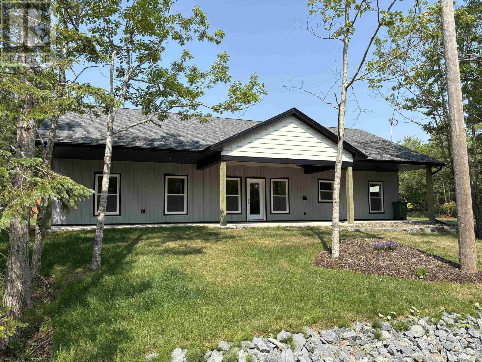 9 Sleepy Hollow Lane, Enfield, Nova Scotia  B2T 1H8 - Photo 2 - 202507223